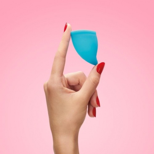 Fun Factory Menstrual Cup - менструальная чаша размер А, 20 мл 5.3х4 см (голубой)