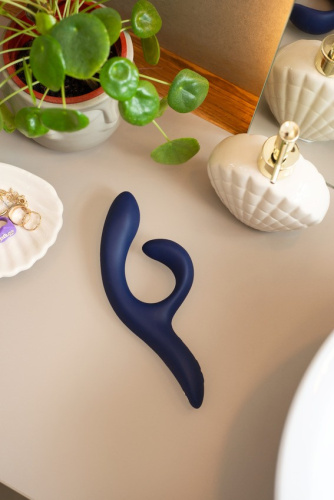 Nova 2 by We-Vibe + Лубрикант 50 мл - Смарт вибратор-кролик, 21.7х3.9 см (синий)