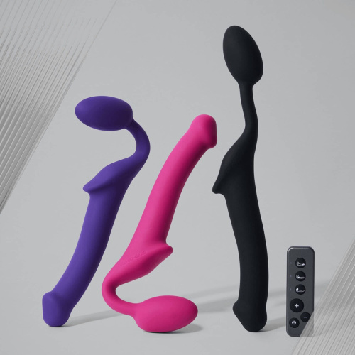 Безремневой страпон с вибрацией Strap-On-Me Vibrating Fuchsia, L