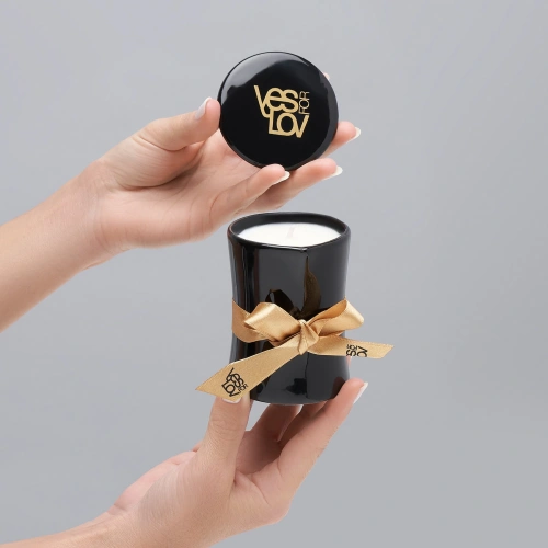 YESforLOV Bewitching Massage Candle - Свеча для массажа с чарующим ароматом, 120 мл