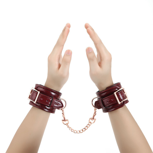 Кожаные наручники Liebe Seele Wine Red Wrist Cuffs