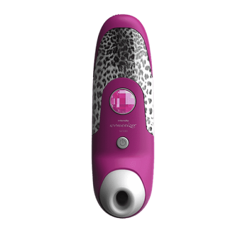 Знаменитый Вуманайзер! Клиторальный стимулятор The Womanizer W100 Magenta, 16х5 см (лиловый)