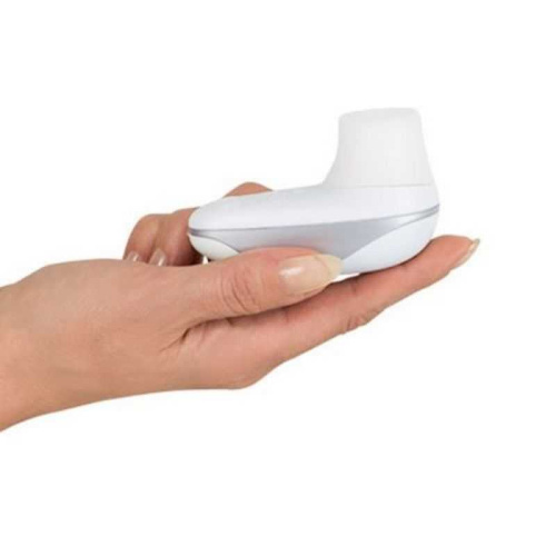 Womanizer Starlet - Компактный вакуумный стимулятор клитора, 8.5х5 см (белый)