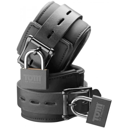 Tom of Finland Neoprene Wrist Cuffs - Наручники с замочками, 35.5х5.7 см (чёрный)