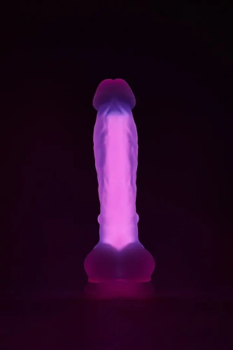 Dream Toys Radiant Glow In The Dark Soft Dildo - Фаллоимитатор, 21 см (розовый)