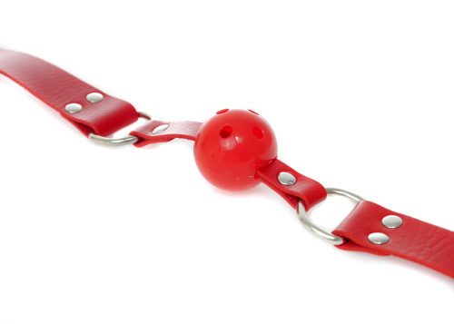 Ball Gag Red - Fetish Boss Series - Кляп з отворами (червоний) - купити в Києві, Україні