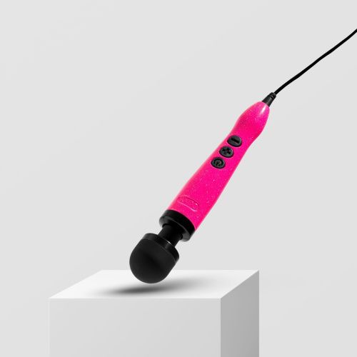 Вібратор мікрофон DOXY Die Cast 3 Hot Pink, дуже потужний, живлення 220В, металевий корпус - купити в Україні | Секс шоп SEX-SHOP.ua
