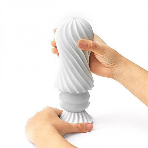 TENGA Flex Masturbation Rocky Black мастурбатор с эффектом скручивания, 17,6 см (черный)