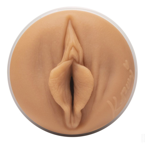 Fleshlight Girls: Kazumi - мастурбатор вагина,  24.8 см (телесный)
