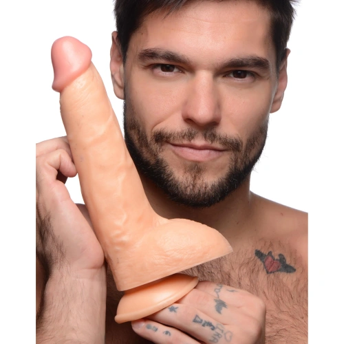 MC Beefy Brad 9" Dildo Light - реалистичный фаллоимитатор на присоске, 23.4х5.6 см (телесный)