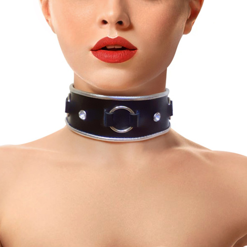Art of Sex - Collar Ring - Нашийник з натуральної шкіри зі стразами та кільцем, від 30 до 40 см - купити в Києві, Україні