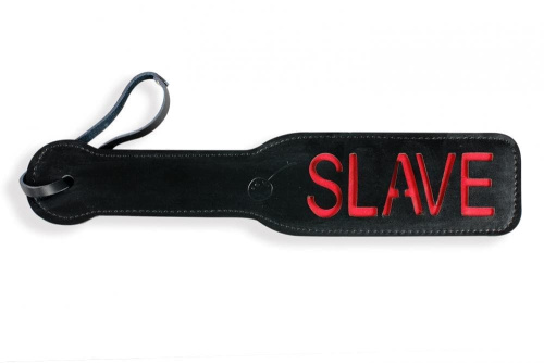 Шлепалка Пикантные Штучки с рельефной надписью SLAVE (черный)