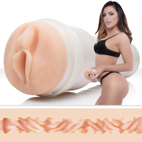 Fleshlight Girls Adriana Chechik Empress - Мастурбатор-dагіна, 25х8 см (тілесний) - купити в Києві, Україні