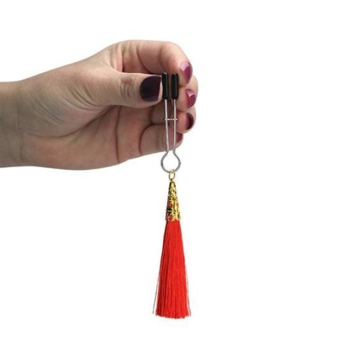 LoveToy - Glamor Tassel Nipple Clamp Red - Зажимы для сосков с кисточками (красный)